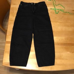 Wonderful balloon leg Levis